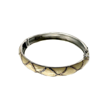 Buy Chant Arzo Pearly Ivory Bangle Online for Women | Free 3-Hour Delivery in Dubai | Boom & Mellow UAE